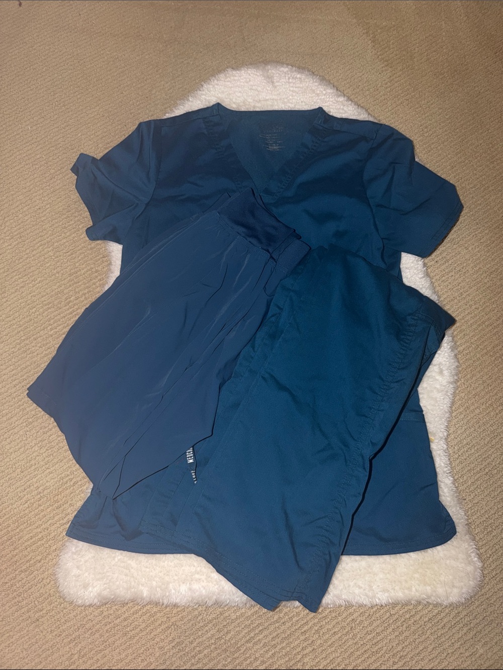 Women’s Caribbean blue Teal Scrub Top and Pants Set